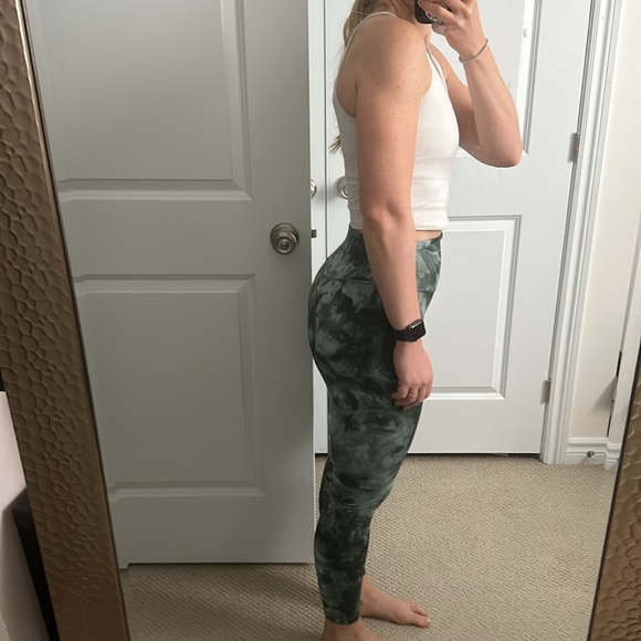 Tie-die Align Leggings 25”, Lululemon, Size 4 - Picture 2 of 5